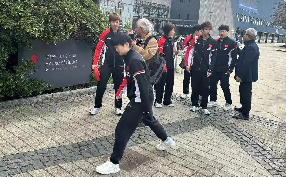 这无缝比赛, 王曼昱打法