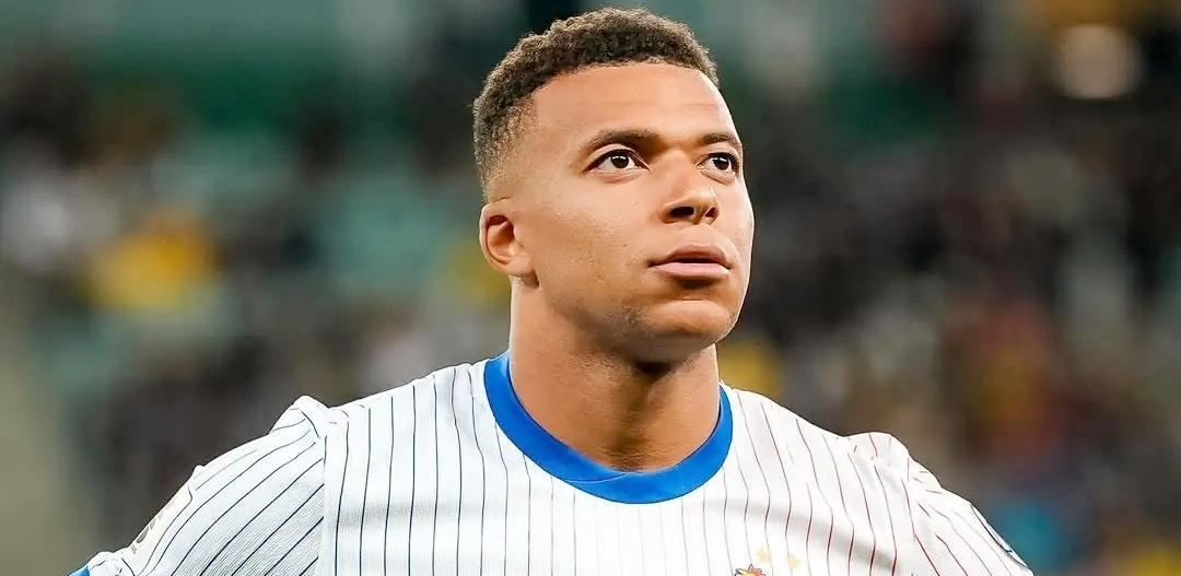 不少, 终闷平首场, 领着队伍疯