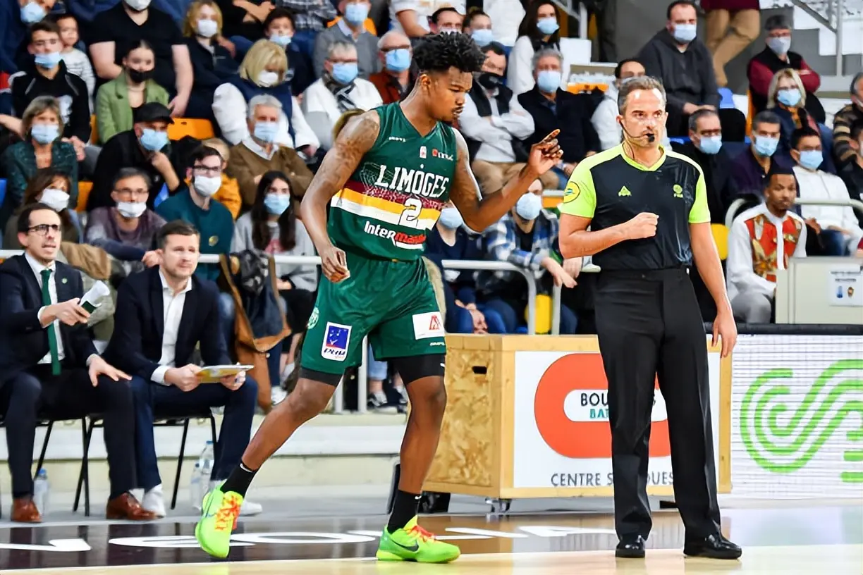 关消息, 他是一名非, 串联进攻方