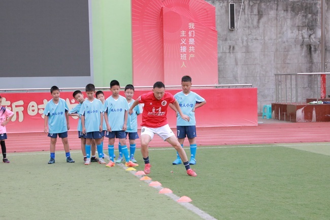 但绿茵场上, cn, 川超 但绿茵场上, cn, 川超